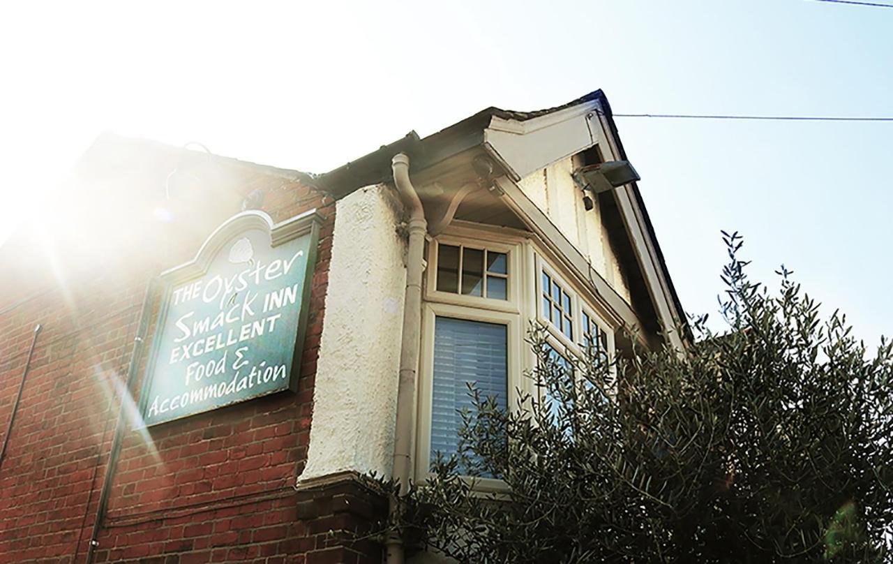 Hotel The Oyster Smack Burnham-on-Crouch Exterior foto