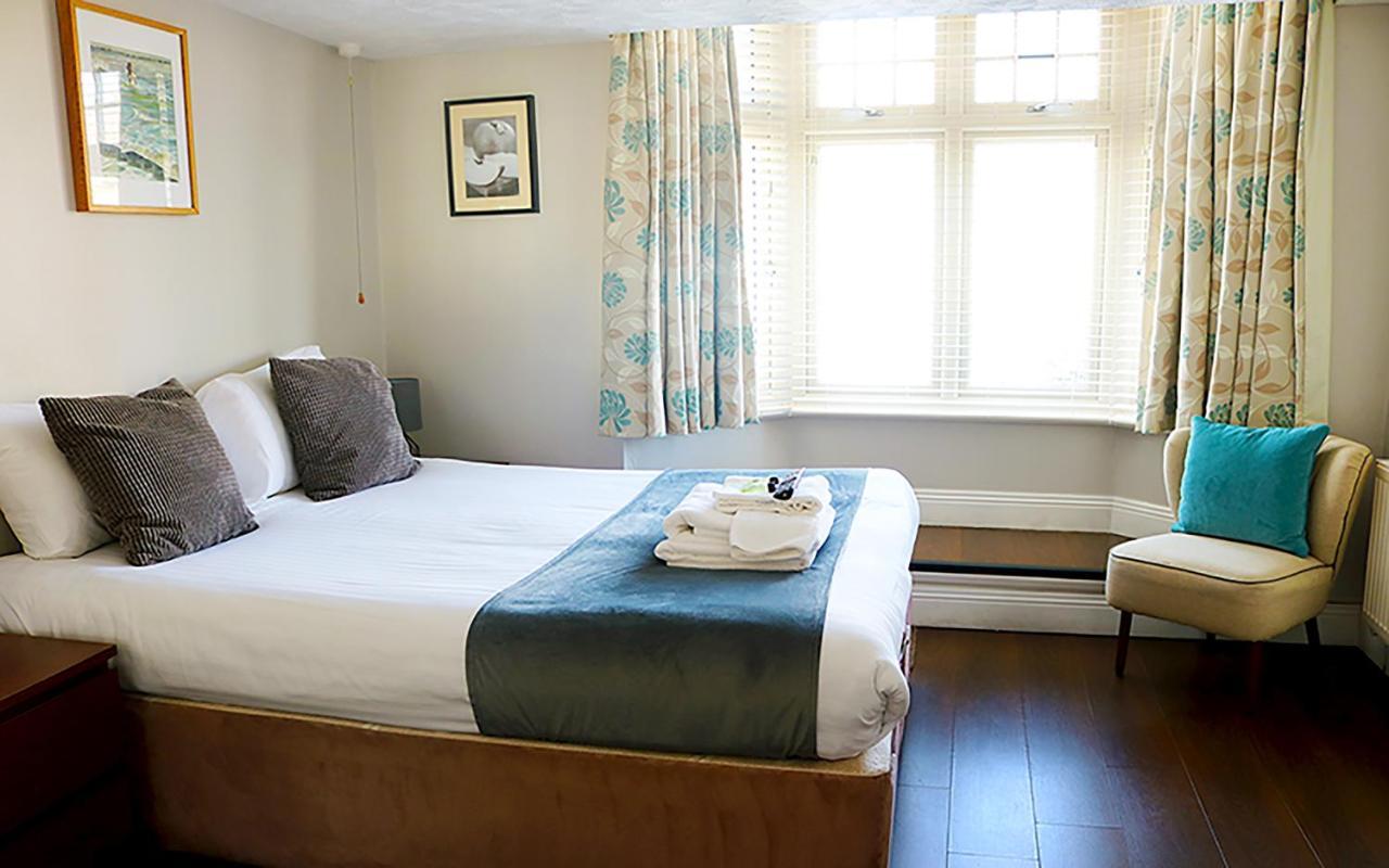 Hotel The Oyster Smack Burnham-on-Crouch Exterior foto